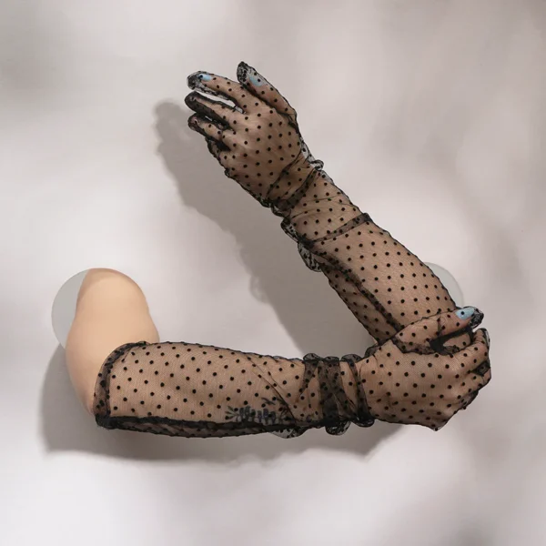 Guantes de Malla Turner: El Arte de la Transparencia